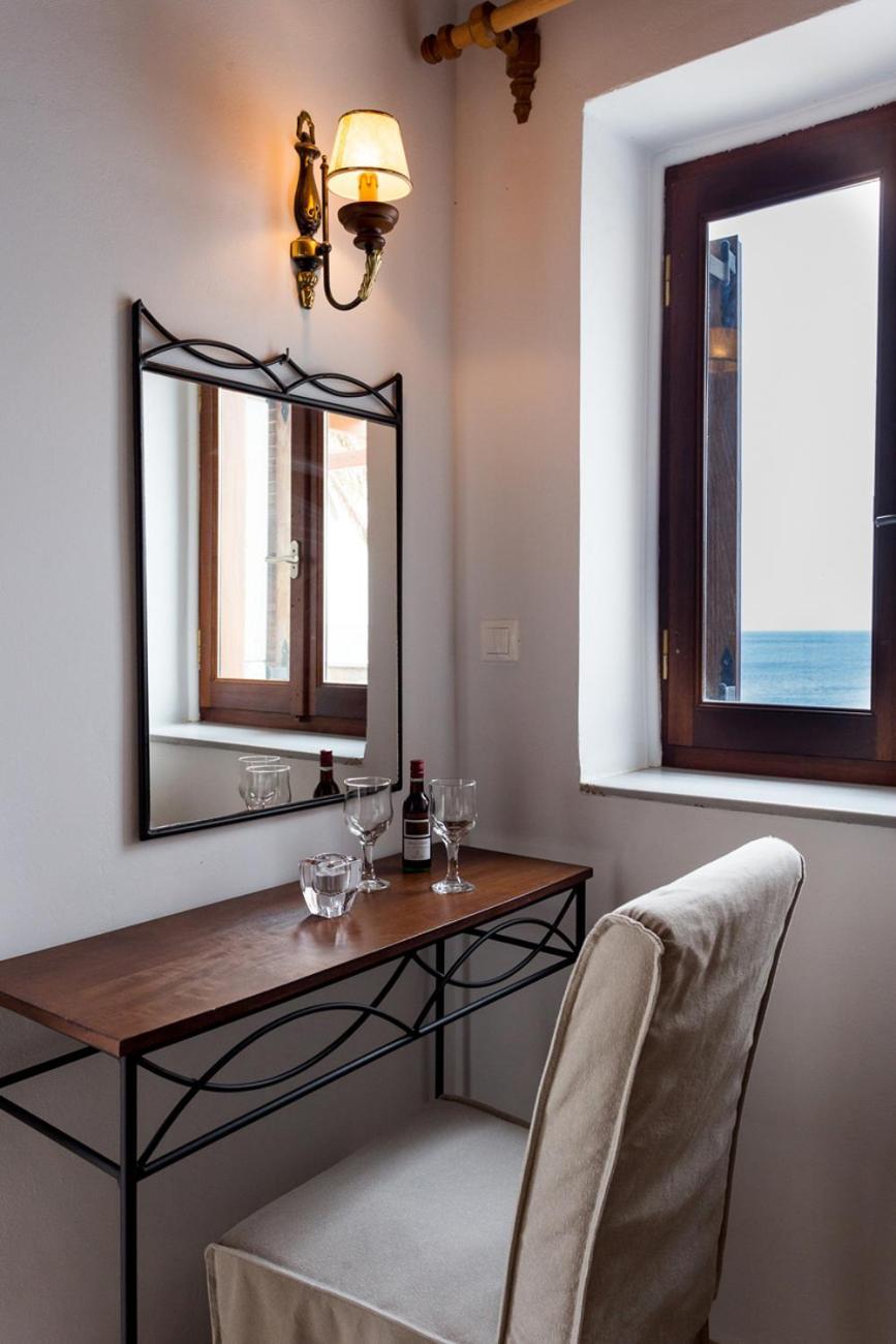 Pleiades Seaside Residences In Mani Agios Nikolaos  Phòng bức ảnh
